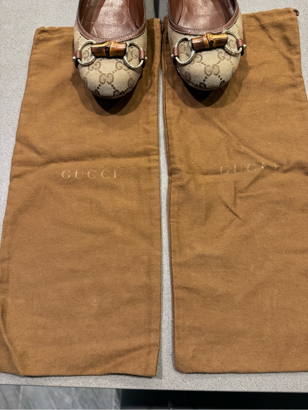 Gucci Bamboo Horsebit Monogram Beige Flats with box and dust covers - Picture 10 of 11